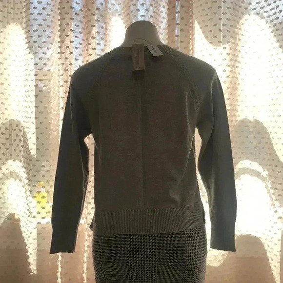 Banana Republic Raglan Pullover Sweater - Picture 4 of 15